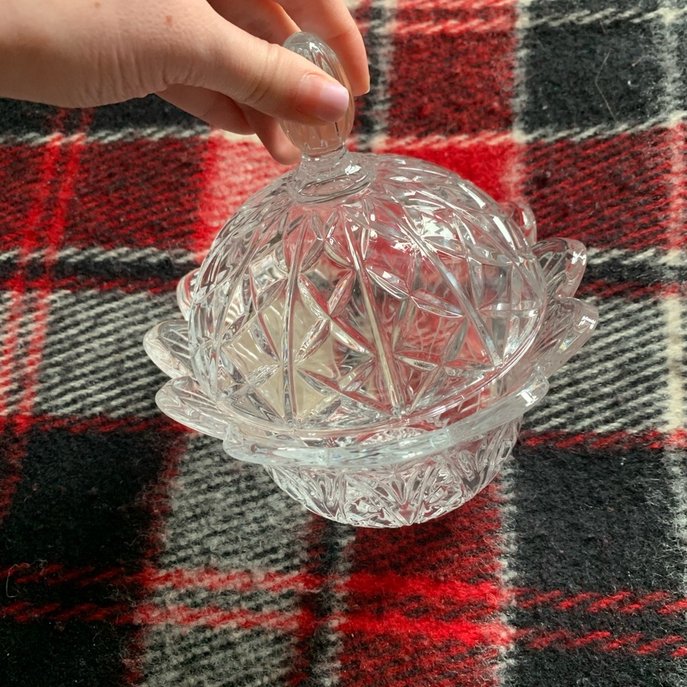 🔥2/$30  Crystal Covered Bowl